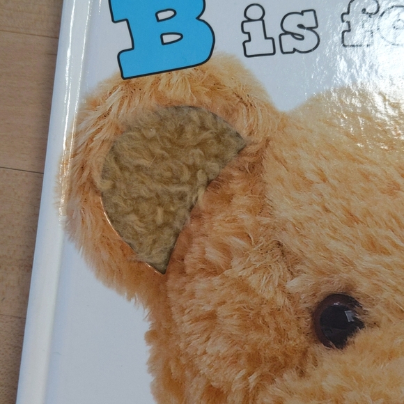 b is for bear by priddy books touch & feel baby toddler alphabet board book - Picture 3 of 9